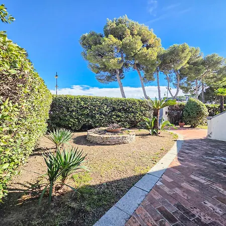 Mirella Villa Marina di Campo